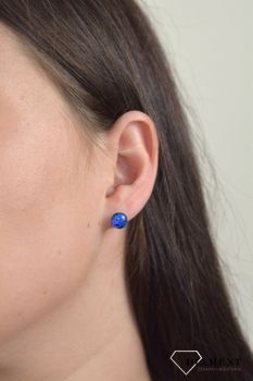 Srebrne kolczyki szkło weneckie 'Odcienie błękitu' Murano 39. Kolczyki pięknie się mienią wieloma odcieniami błękitu podczas każdego ruchu dając olśniewający efekt na uchu (2).JPG